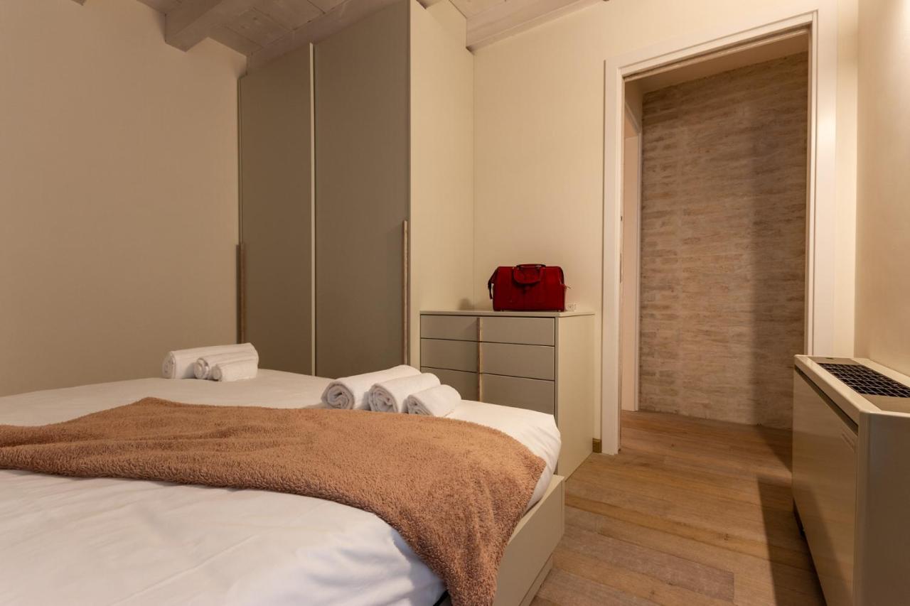 Ambra Suite Mantova Esterno foto